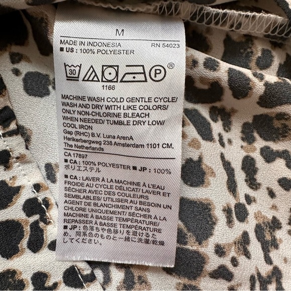 Banana Republic SS Print Dolman Blouse Medium Animal Spot Neutral Black Tan - Picture 5 of 6